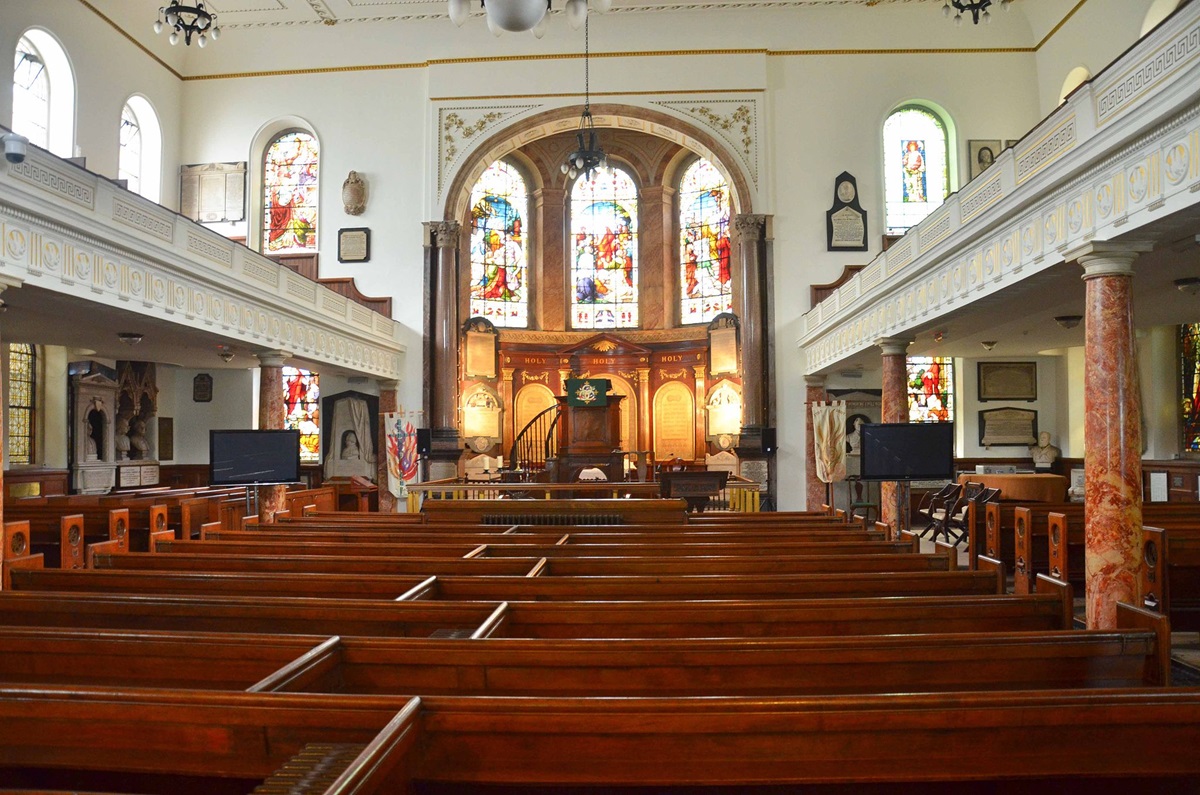 John Wesley himself would have been familiar with the interior of this church building; he oversaw the construction of it in 1778.
Photo by Bob Johnson courtesy Flickr, via Wikimedia Commons.