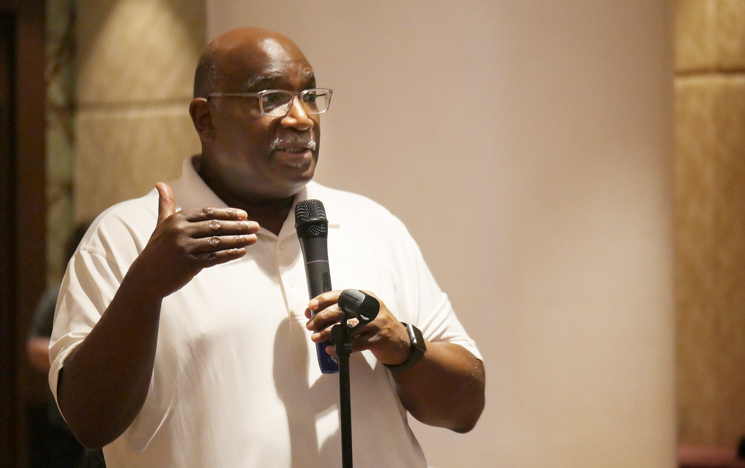 Bishop Gregory V. Palmer of the West Ohio Conference’s addresses the Standing Committee on Central Conference Matters during its meeting in Manila. He chaired the committee’s Africa Comprehensive Plan subcommittee. Photo by Heather Hahn, UMNS.