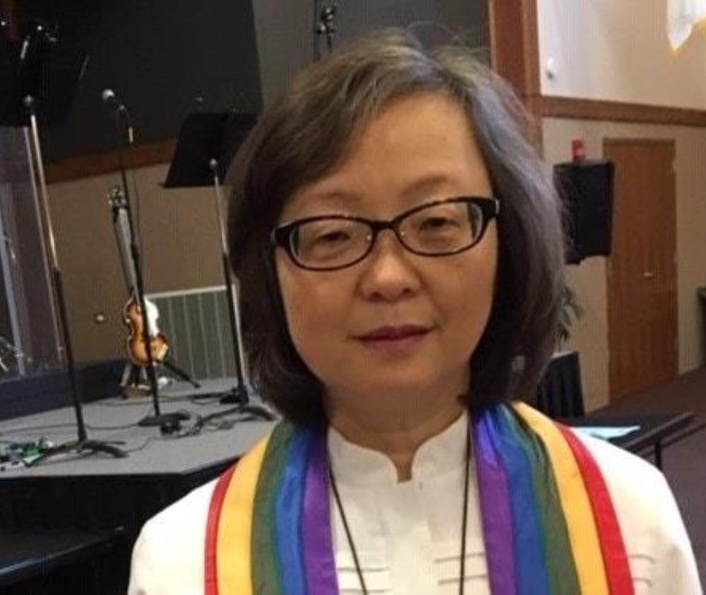 황인숙 목사는 일리노이 그레이트리버스연회의 정회원 목사로, 30년 동안 지역 교회의 목사와 감리사로 섬기다가 2018년에 일리노이주 카본데일의 그레이스연합감리교회에서 은퇴했다. 사진 제공 황인숙 목사.