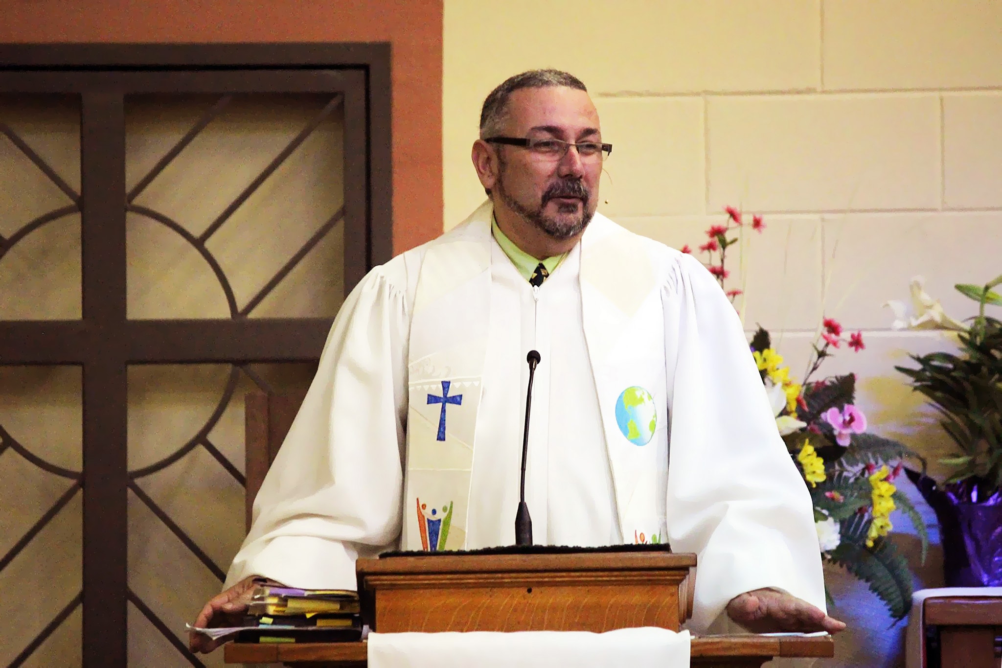 El Rev. Santos trabajará colaborando en el desarrollo e implementación de un nuevo enfoque para los Ministerios Hispano-Latinos en el Pacífico-Noroeste. Foto cortesía Rev. Cruz Edwin Santos.