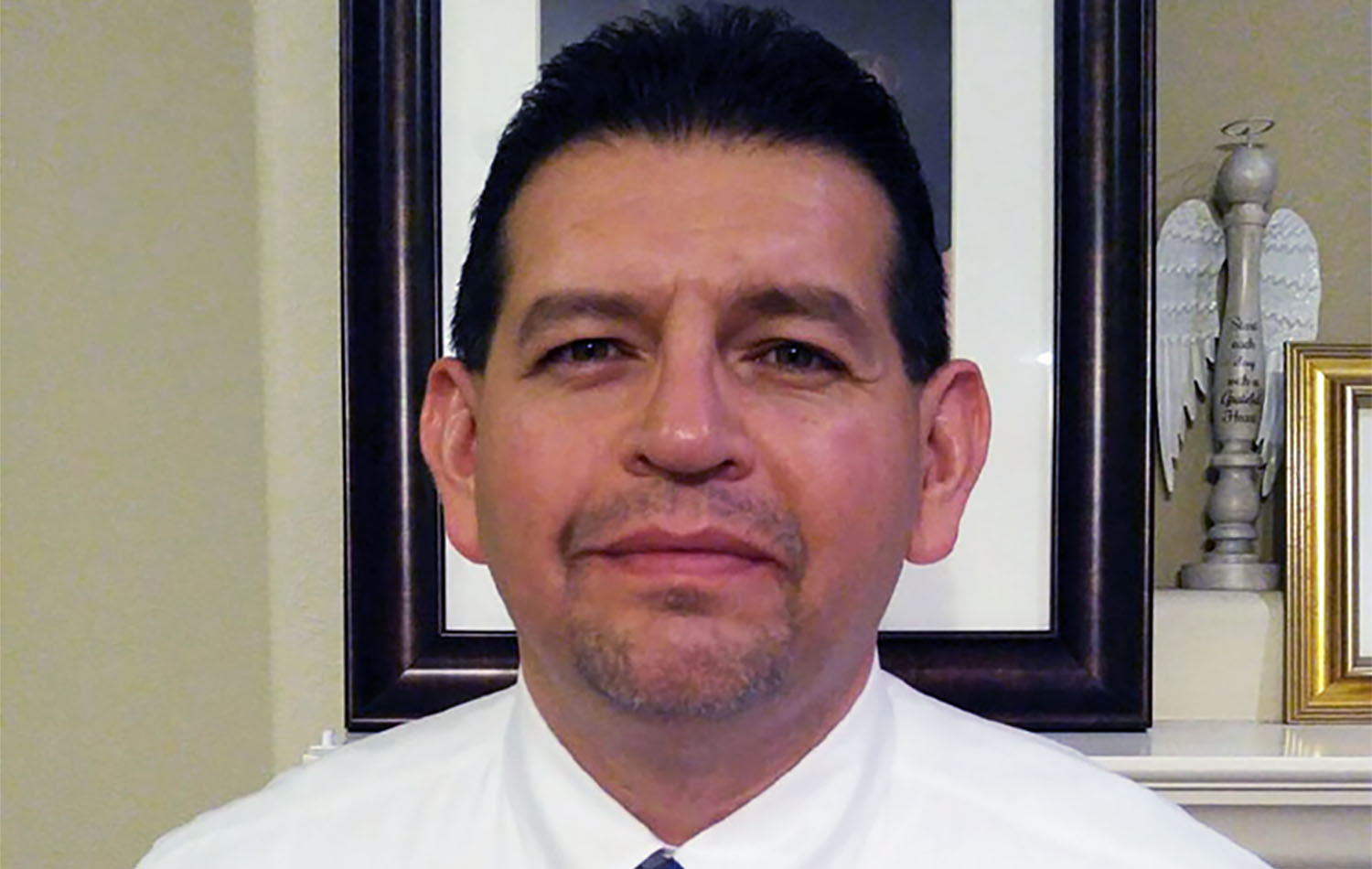 Rev. Dr. Roberto López ha sido designado por el  Obispo Schnase como Asistente del Obispo y Director de Excelencia del Clero para la Conferencia Anual Rio-Tejas. Foto cortesía de la Conferencia Anual Río-Tejas.