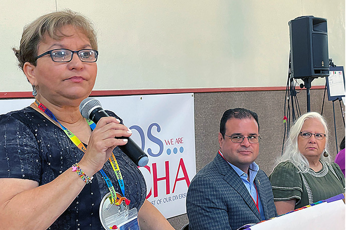 En la foto parte de equipo de lideres de MARCHA Revda. Lysette Pérez, presidenta de MARCHA, Obispo Héctor Burgos y la Revda. Nora Colmenares, lideraron la sesión plenaria donde se aprobaron una seria de resoluciones, algunas de las cuales serán propuestas legislativas a discutir en la Conferencia General de 2024.