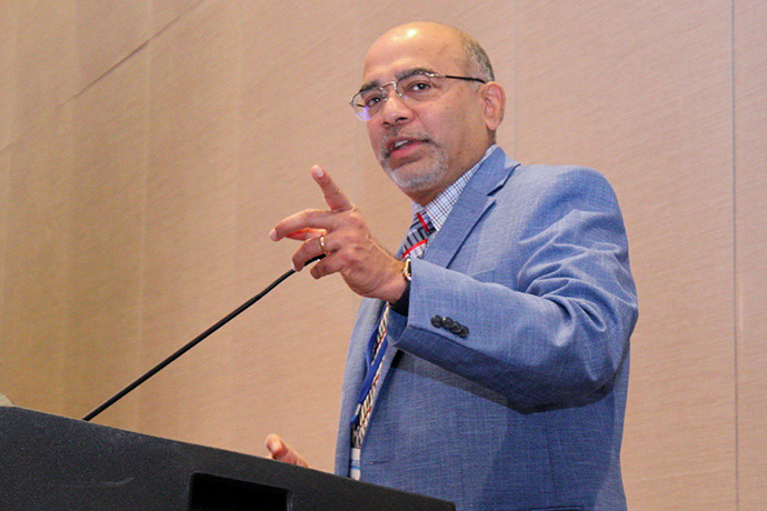 Roland Fernandes, secretário geral da Junta Geral de Ministérios Globais (GBGM), recordou a importância histórica do trabalho realizado por esta agência da Igreja Metodista Unida em cooperação com as igrejas metodistas e outros organismos na região da América Latina e Caribe. Foto Rev. Gustavo Vasquez.