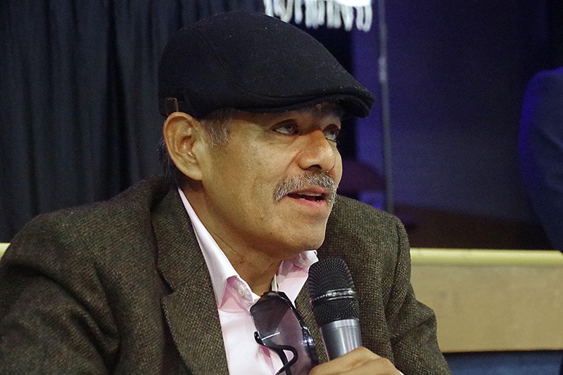 El rev. Felipe Ruiz, ex obispo de la Conferencia Anual del Noroeste de la Iglesia Metodista de México AR, dirigió una oración por la salud del esposo de la Obispa Carcaño, Thomas Spaniolo, quien recientemente fue intervenido quirúrgicamente. 